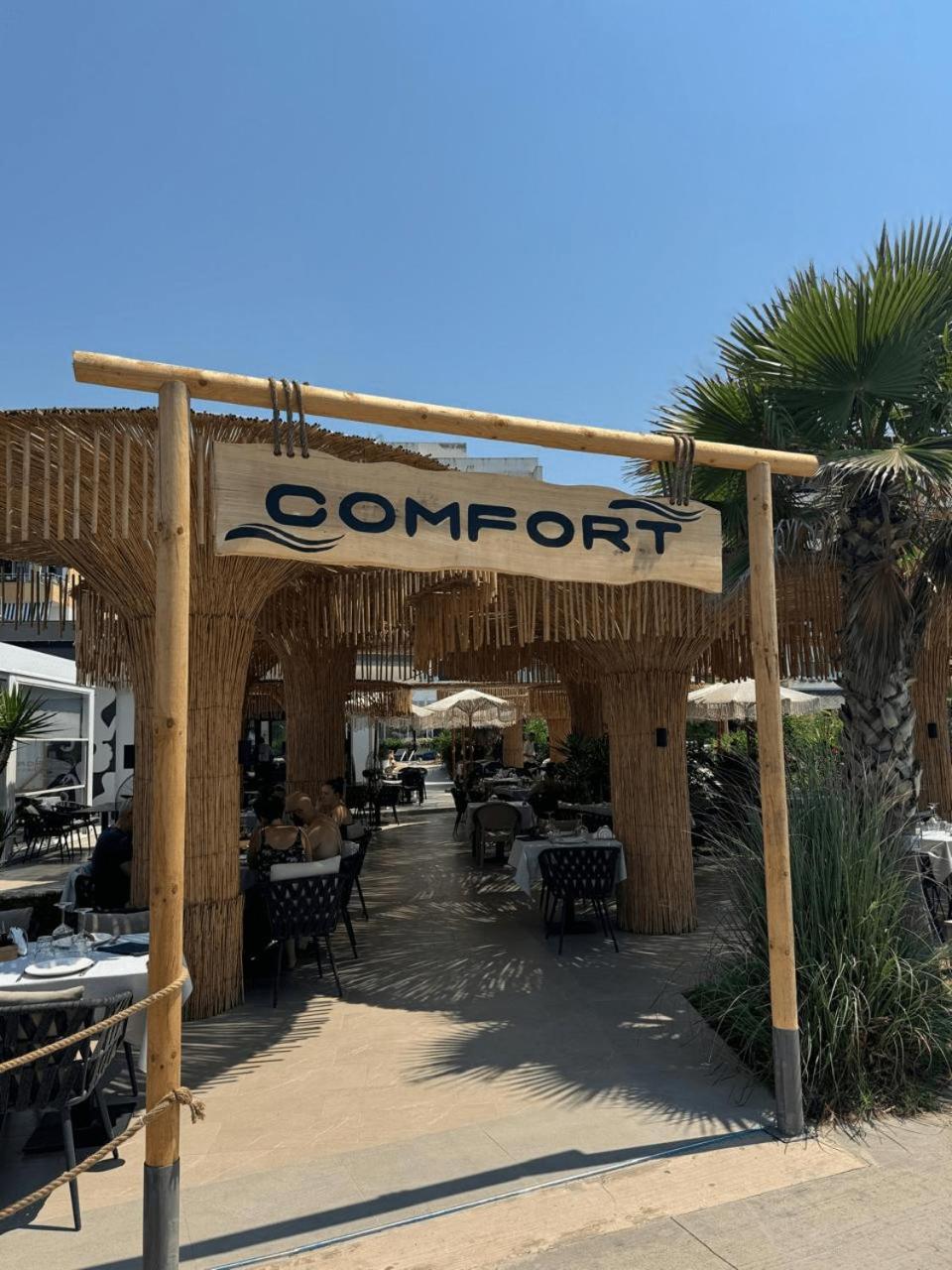 Comfort Suites Golem  Exterior photo